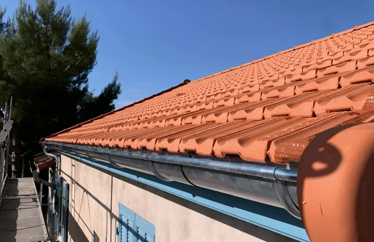 Couvreur Cuges-les-Pins pose de gouttiere Couvreur Cuges-les-Pins pose de gouttiere