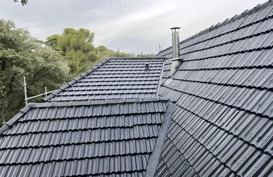 Nettoyage de toiture Marseille 13012 Nettoyage de toiture Marseille 13012